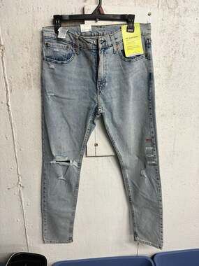 Levi's 512 Slim Taper Flex Distressed Light Wash 32x32 NWT